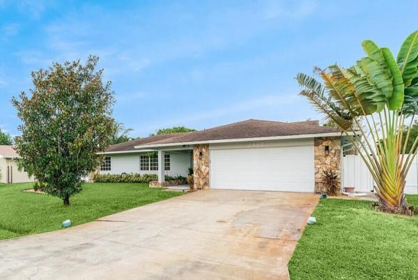 2482 SE Sidonia St, Port St. Lucie, Florida 34952, image 1
