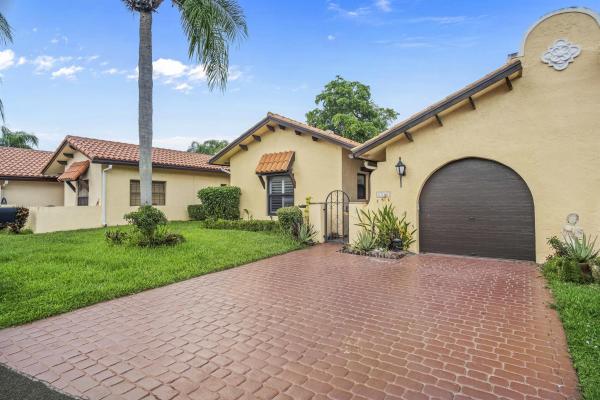 Casa Del Rey, 5281 Bolero Cir, Delray Beach, Florida 33484, image 1