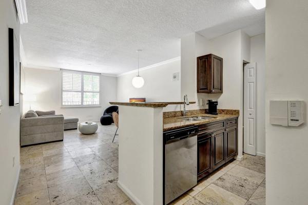 Garden Residences At CityPlace, 580 S Sapodilla Ave #105, West Palm Beach, Florida 33401, image 1