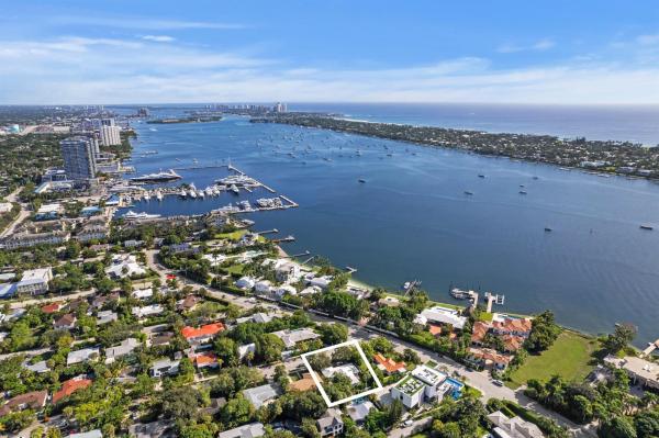 North Shore Terrace, 208 34th St, West Palm Beach, Florida 33407, image 1