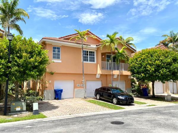 Sierra Bay, 3261 Scarletta Dr, Riviera Beach, Florida 33404, image 1