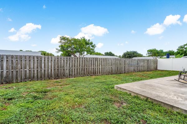 October Park, 3843 Van Cott Cir, West Palm Beach, Florida 33403, image 3