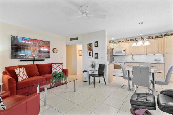 Sabal Palm Village, 5180 E Sabal Palm Blvd #234, Tamarac, Florida 33319, image 1