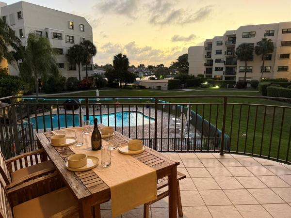 Seamark, 370 Golfview Rd #202, North Palm Beach, Florida 33408, image 1