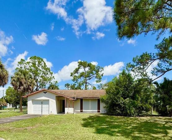 Lakewood Park, 6806 Pensacola Rd, Fort Pierce, Florida 34951, image 1