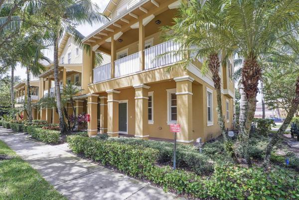 Sandpiper Cove At Botanica, 128 W Royal Palm Cir #105, Jupiter, Florida 33458, image 1