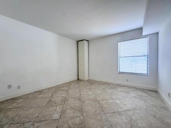 Camino Real Village, 5701 Camino Del Sol #403, Boca Raton, Florida 33433, image 2