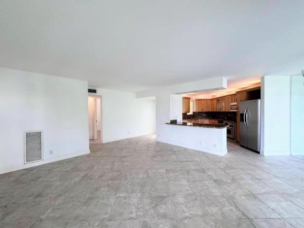 Camino Real Village, 5701 Camino Del Sol #403, Boca Raton, Florida 33433, image 1