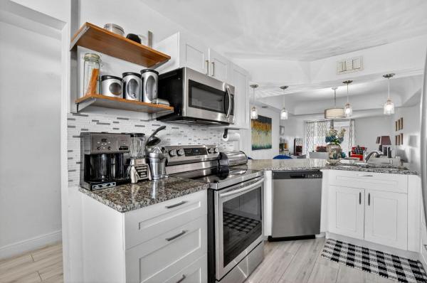 Boca Barwood, 23277 Barwood Ln #403, Boca Raton, Florida 33428, image 1