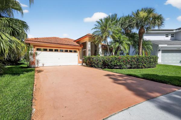 Lakefield North, 1520 S Club Dr, Wellington, Florida 33414, image 1