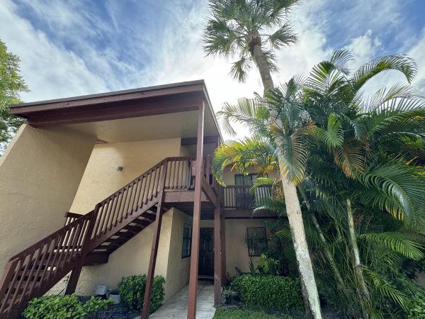 2502 Lakeview Cir, Royal Palm Beach, Florida 33411, image 1