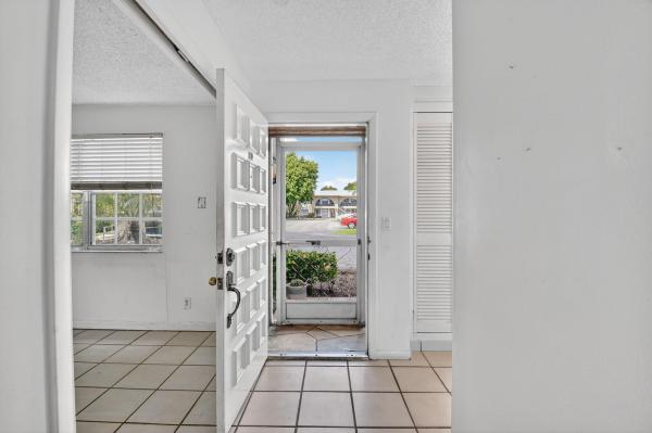 Palm Greens At Villa Del Ray, 13682 Via Flora, Delray Beach, Florida 33484, image 2