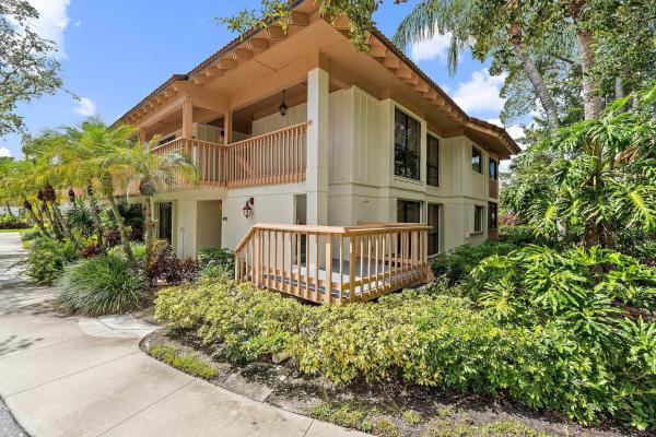 413 Brackenwood Ln, Palm Beach Gardens, Florida 33418, image 1