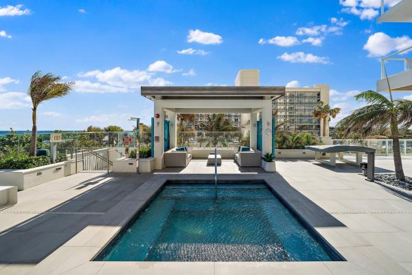 VistaBlue Singer Island, 3730 N Ocean Dr #9d, Riviera Beach, Florida 33404, image 1