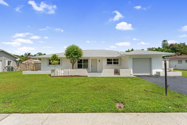 Palm Beach Colony, 782 Carissa Dr, Royal Palm Beach, Florida 33411, image 1