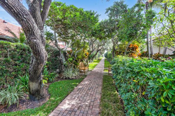 Jupiter Inlet Beach Colony, 87 Lighthouse Dr, Jupiter Inlet Colony, Florida 33469, image 2