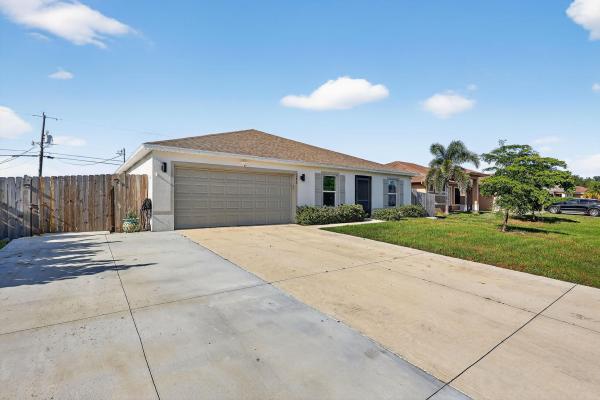 Tulip Park, 543 SW Kabot Ave, Port St. Lucie, Florida 34953, image 1