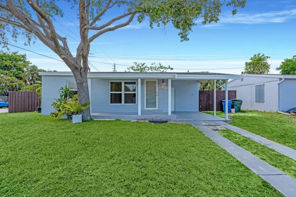 North Andrews Terrace, 5341 N Andrews Ave, Oakland Park, Florida 33309, image 1
