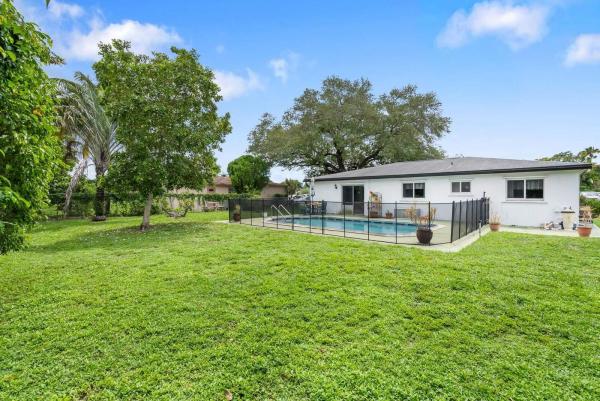 Palmetto Pines, 4579 Addison St, Boca Raton, Florida 33428, image 1