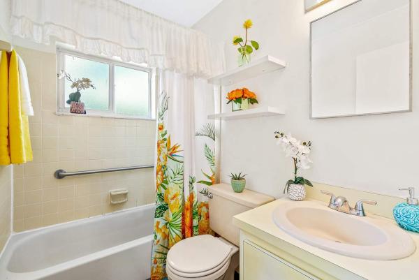 Palmetto Pines, 4579 Addison St, Boca Raton, Florida 33428, image 1