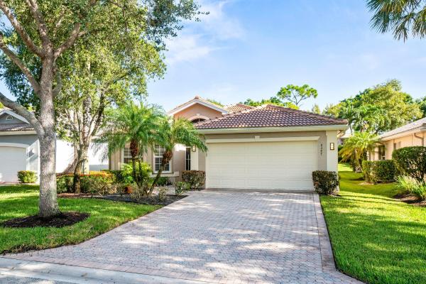Valencia Shores, 8247 Playa Del Sur Blvd, Lake Worth Beach, Florida 33467, image 1