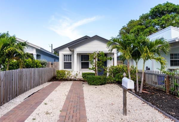 Lake Worth Town, 214 N C St, Lake Worth Beach, Florida 33460, image 1