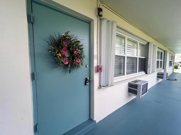 Sterling Village, 200 Horizons W #111, Boynton Beach, Florida 33435, image 1