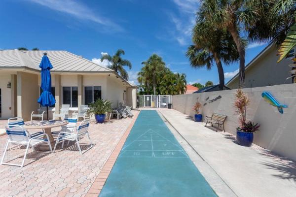 Snug Harbor Gardens, 650 Snug Harbor Dr #G310, Boynton Beach, Florida 33435, image 2