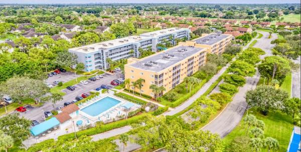 Lucerne Pointe, 4723 Lucerne Lakes Blvd #643, Lake Worth Beach, Florida 33467, image 1