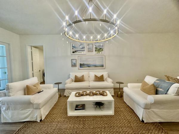 Harbour Isle East, 38 Harbour Isle Dr #105, Fort Pierce, Florida 34949, image 1