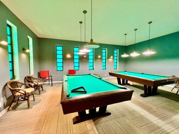 Kahlua Gardens, 5121 W Oakland Park Blvd #311, Lauderdale Lakes, Florida 33313, image 3