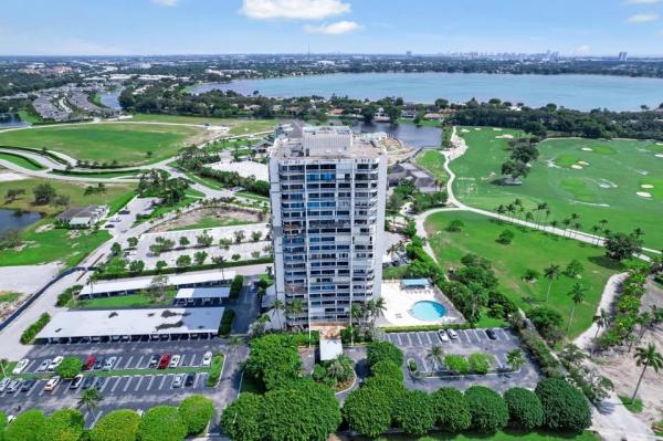 Lincoln Tower, 2400 Presidential Way #1206, West Palm Beach, Florida 33401, image 1
