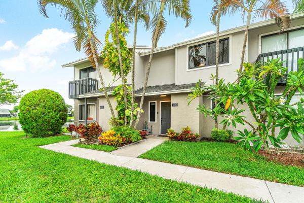 Canalakes, 4505 Pier Dr, Greenacres, Florida 33463, image 1