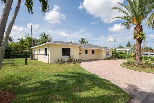 Maddock, 374 Linda Ln, West Palm Beach, Florida 33405, image 1