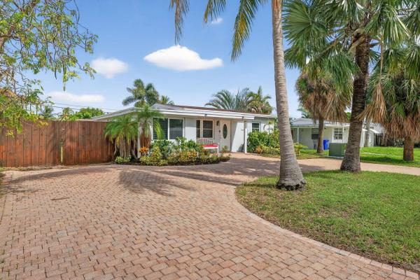 Collier Manor, 2600 NE 14th Ter, Pompano Beach, Florida 33064, image 1