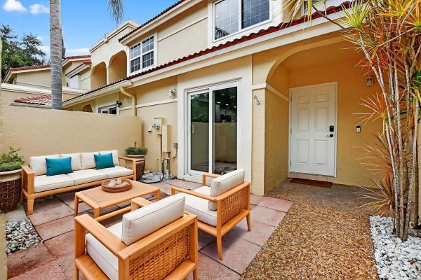 Verona Of Deer Creek, 3360 Deer Creek Alba Cir, Deerfield Beach, Florida 33442, image 1