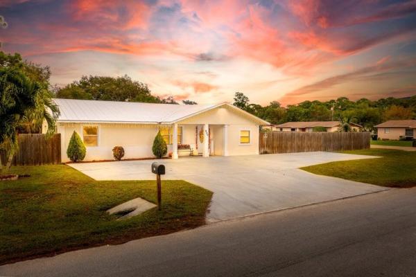 Silver Lake Park, 900 King Orange Dr, Fort Pierce, Florida 34982, image 1