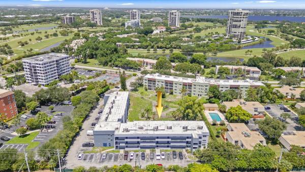 Georgetown, 1630 Embassy Dr #110, West Palm Beach, Florida 33401, image 1