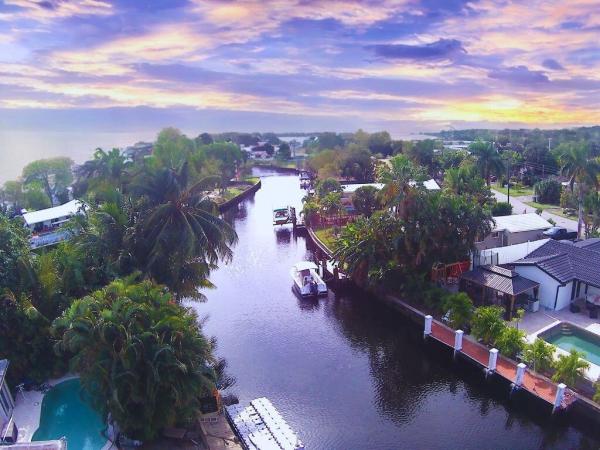 Boulevard Park Isles, 1710 SW 6th Ave, Pompano Beach, Florida 33060, image 1