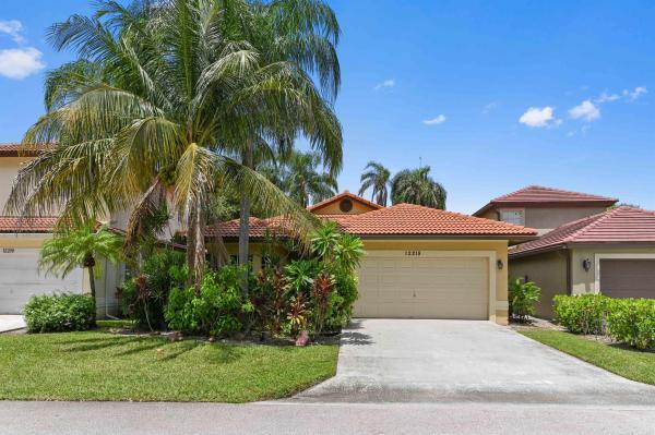 Wellington Downs, 12215 Brisbane Ln, Wellington, Florida 33414, image 1