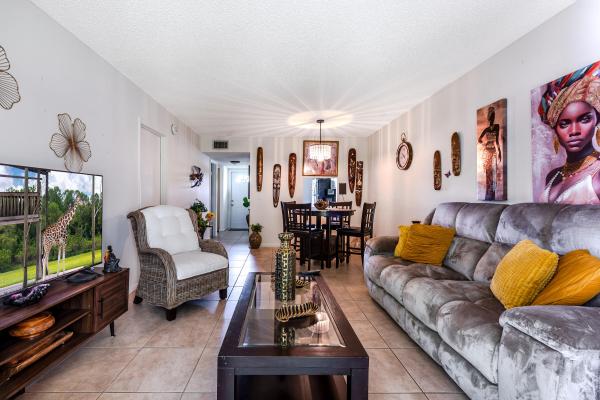 Golden Lakes Village, 150 Lake Meryl Dr #143, West Palm Beach, Florida 33411, image 1