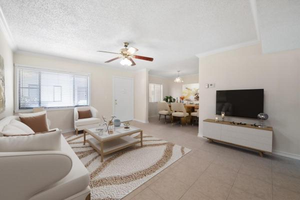 Evergreen At Las Verdes, 5310 Las Verdes Cir #118, Delray Beach, Florida 33484, image 1