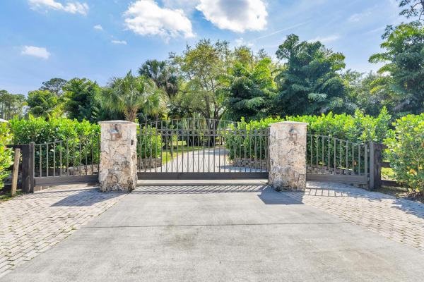 Caloosa, 14204 Broken Wing Ln, Palm Beach Gardens, Florida 33418, image 1