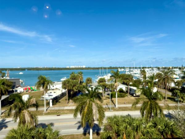 Harbour Isle East, 38 Harbour Isle Dr #Ph01, Fort Pierce, Florida 34949, image 1