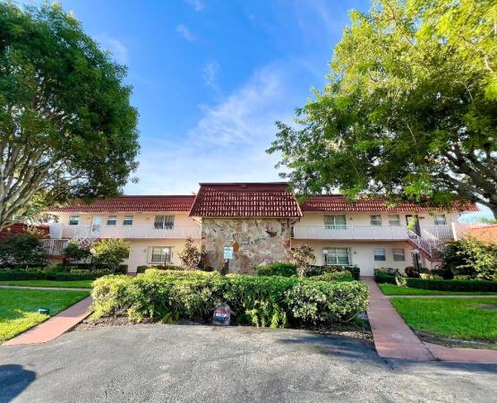 12008 Poinciana Blvd #106, Royal Palm Beach, Florida 33411, image 1