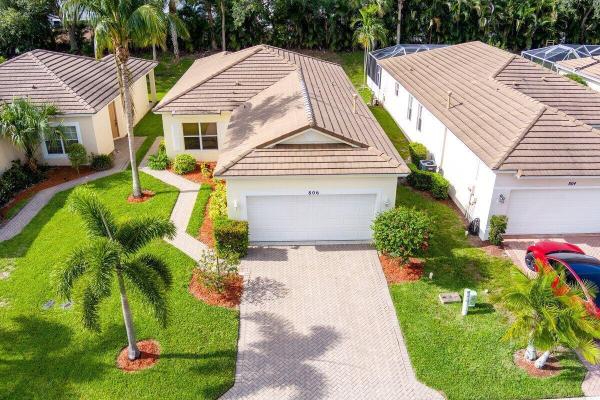 Lake Forest At St Lucie West, 806 SW Rocky Bayou Ter, Port St. Lucie, Florida 34986, image 1