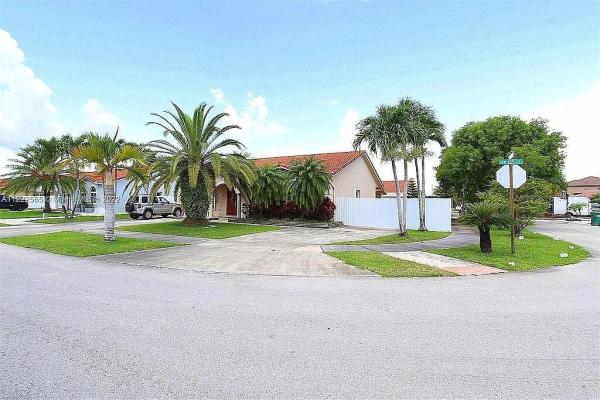 17870 SW 155th Ct, Miami, Florida 33187, image 1