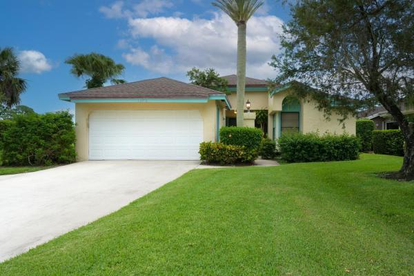 Eastpointe Country Club, 13258 Touchstone Pl, Palm Beach Gardens, Florida 33418, image 1