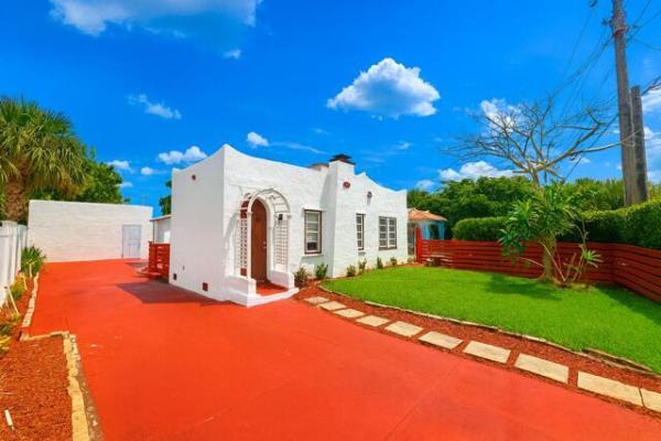 Northwood Hills, 3210 Greenwood Ave, West Palm Beach, Florida 33407, image 1