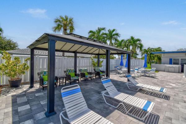 High Point Of Delray 5, 1097 Circle Ter W #C, Delray Beach, Florida 33445, image 2